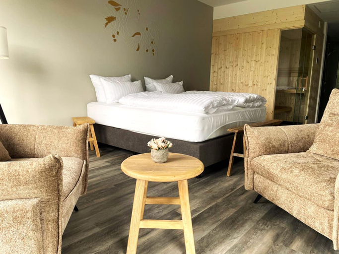 Bedroom 2, Hotel Schloss Rattey, Mecklenburgische Seenplatte