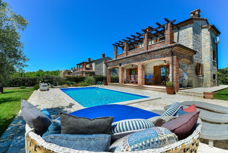 Exterior & Views 1, Villa Toscana Sole, Svetvinčenat