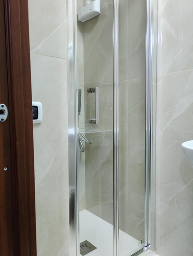 Bathroom 3, Silvana House, Napoli