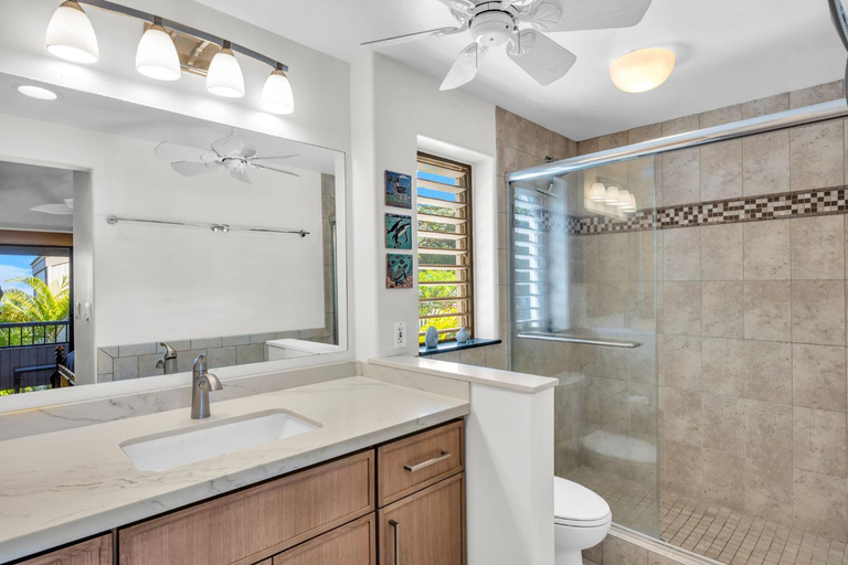 Bathroom 4, Wailea Ekolu 106, Maui