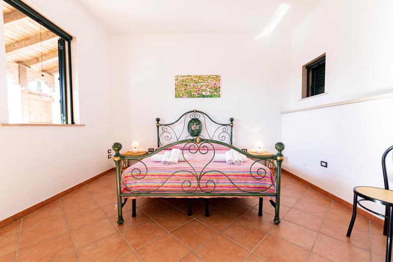 Bedroom 2, Villa Athena, Lecce