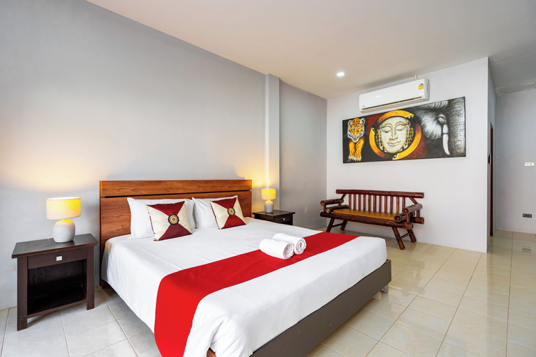 Room 2, Chernin Apartment Suites, Rawai, Phuket Island