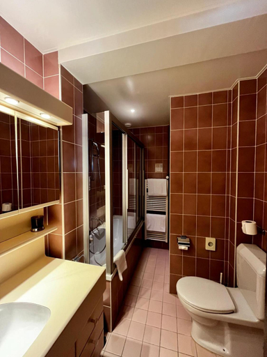 Bathroom 4, Hotel Elite, Lausanne