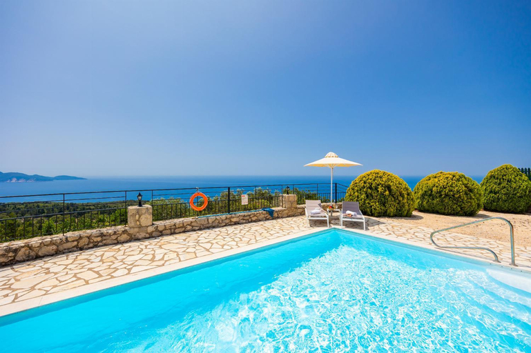 Others 5, Villa Vera, Ionian Islands