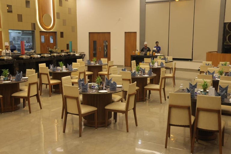 Food & Drinks 5, Seven Sky Clarks Exotica, Kachchh