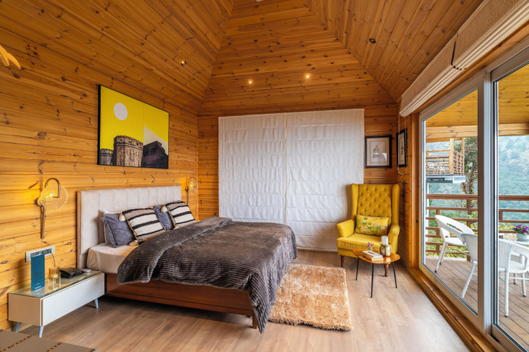 Bedroom, The Chateau Garli, Kangra
