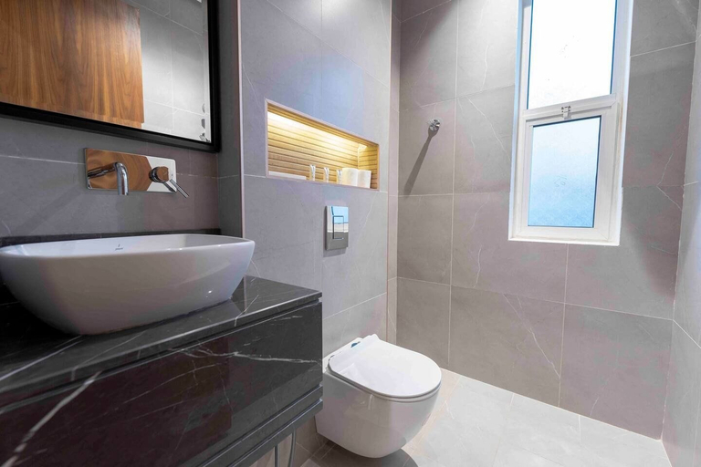 Interior 5, Spacious Al Wadi Home With Free Parking, Riyadh