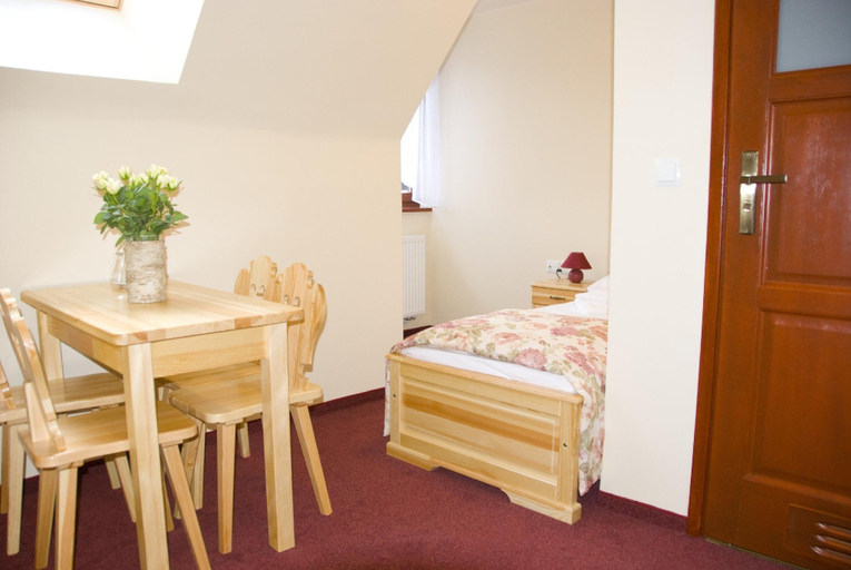 Bedroom 2, Zajazd Gorski Kuznice, Tatra