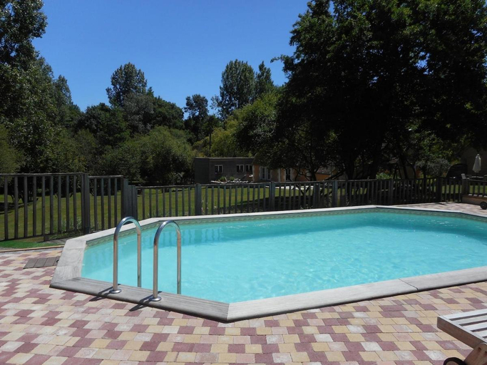 Sport & Beauty, Moulin de la Diversiere, gites avec piscine en pleine nature, Sarthe