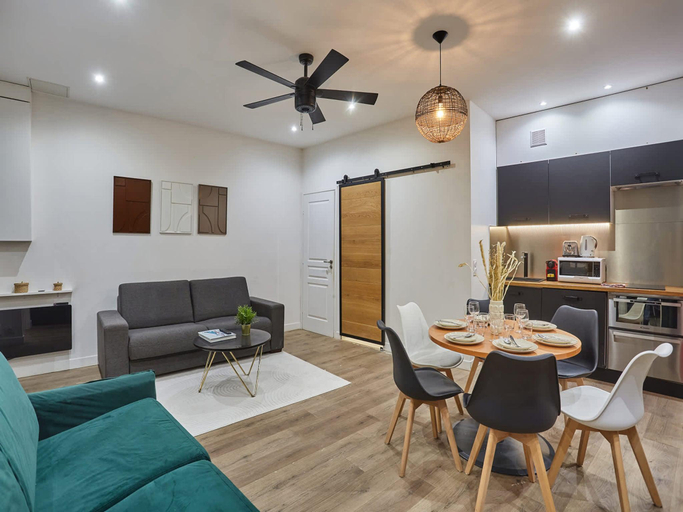 2, Sublime flat in the centre of Paris by Studioprestige, Paris