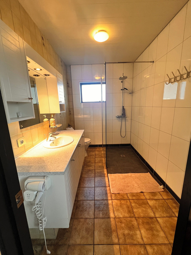 Bathroom 5, Hlíðarból Guesthouse, Fljótshlíðarhreppur