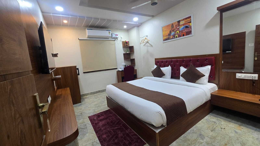 Room 4, Hotel Vindhya Ganga Inn, Varanasi