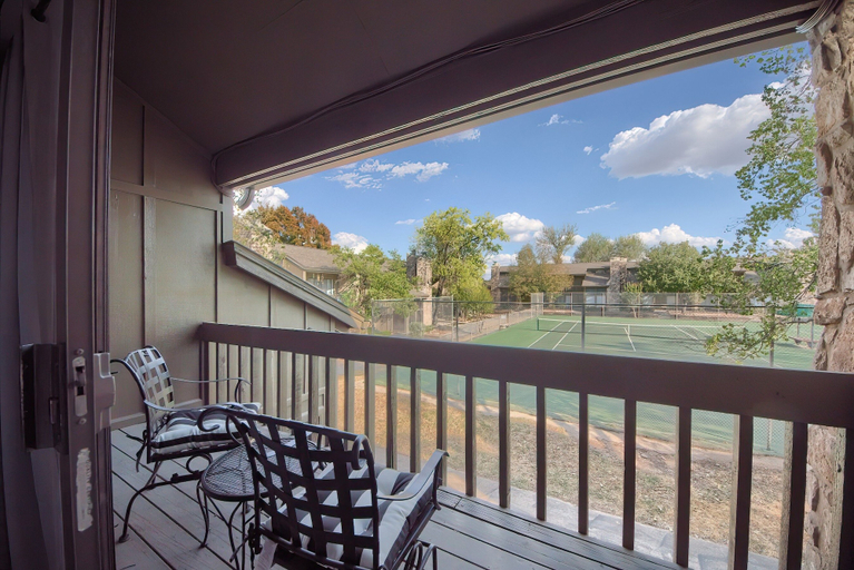 Property grounds 2, Big Tree View Tbm 112 2 Bedroom Condo by RedAwning, Comal