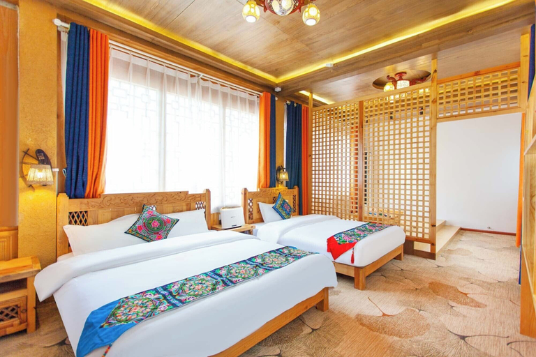 Room 4, The Peak Living, Dêqên Tibetan