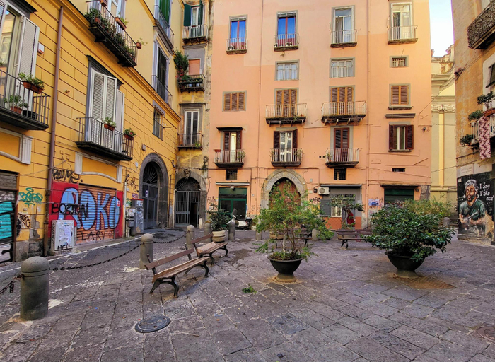 Others 3, Epoca Suites Napoli, Napoli