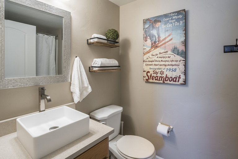 Bathroom 2, First Tracks 3303 2 Bedroom Condo, Routt