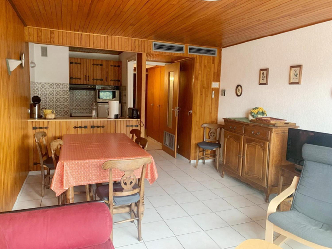 Exterior view 2, Apartment in Chatel With ski Locker, Haute-Savoie