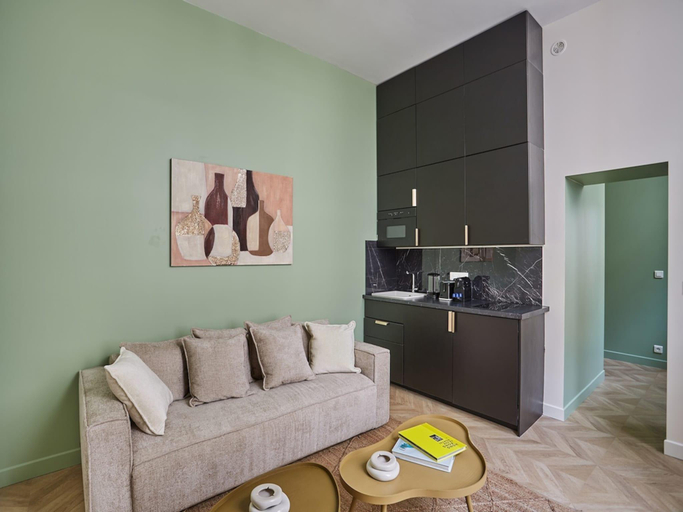 2, Charming apartment St Germain des Pres, Paris