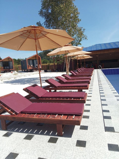 Pool 4, Royal C Beach Resort, Sihanoukville