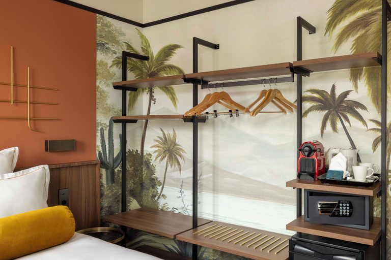 Bedroom 5, Les Rives Oceanik, Paris