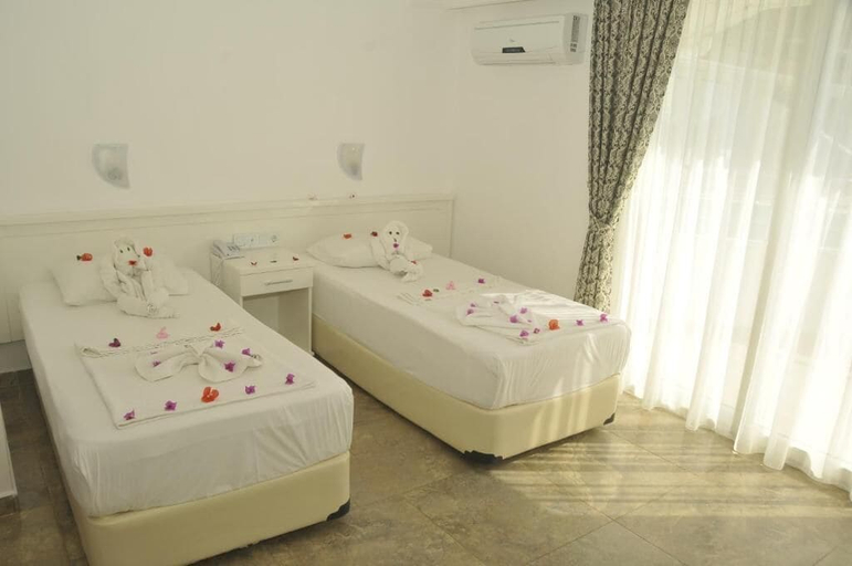 Bedroom 3, Bariscan Hotel – All Inclusive, Alanya