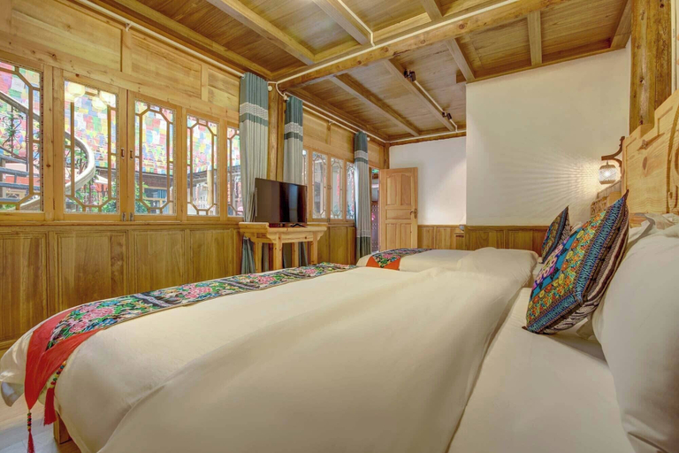 Room 2, The Peak Living, Dêqên Tibetan