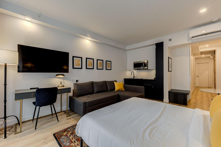 Bedroom 2, Les Lofts du Theatre, Communauté-Urbaine-de-Québec