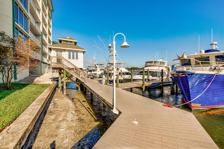 Marina 2, Harbourside 8816, Pinellas