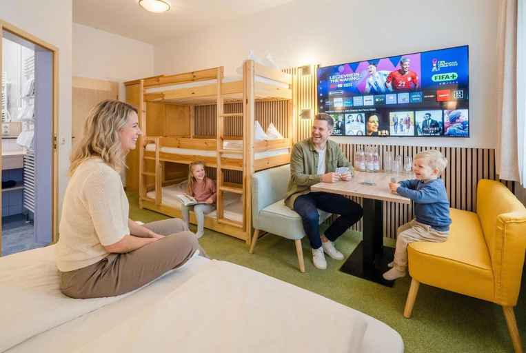Bedroom 3, Hotel Nummerhof, Erding