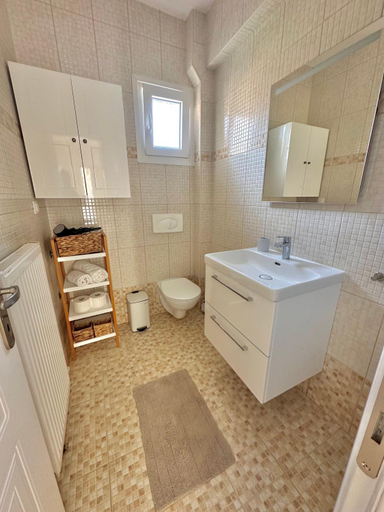 Bathroom 4, Dimi Apartments, Central Macedonia