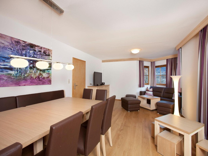 Others 4, Apartment in Wald im Pinzgau near the ski lifts, Zell am See