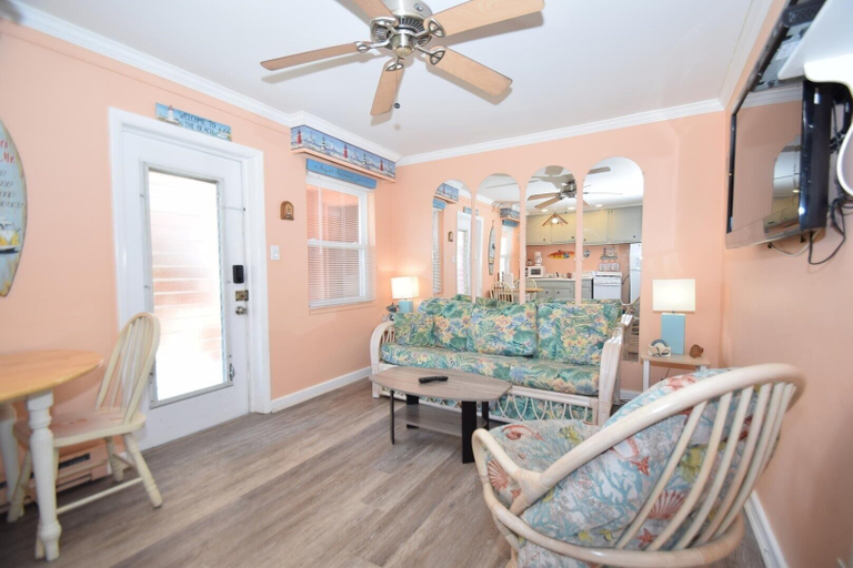 Living area 5, Virginian 4 1 Bedroom Apts, Worcester