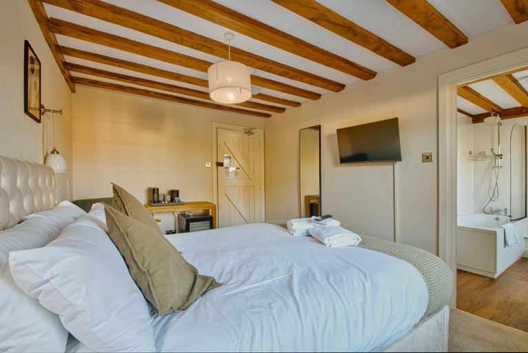 Bedroom 2, The Royal Oak, Kent