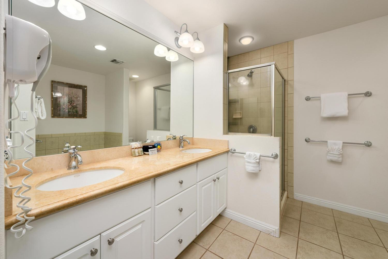 Bathroom 4, Waikoloa Colony Villas 2106, Hawaii
