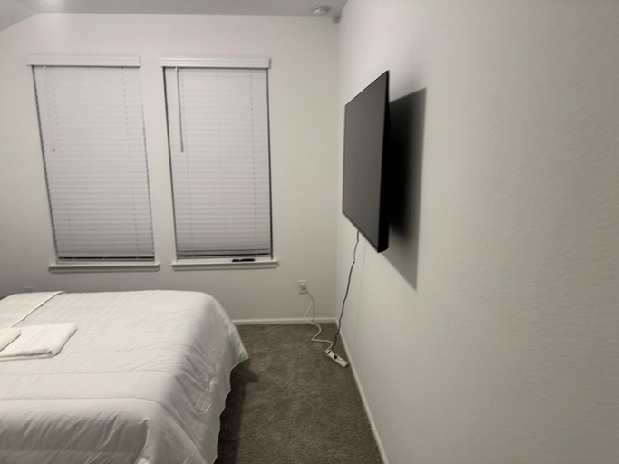 Room 2, Comfy gem, Fort Bend