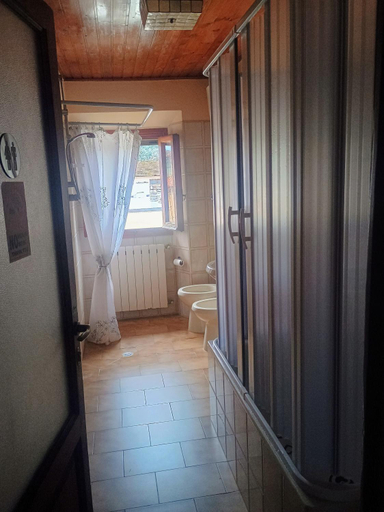 Others 5, La Divina guest house, Florence