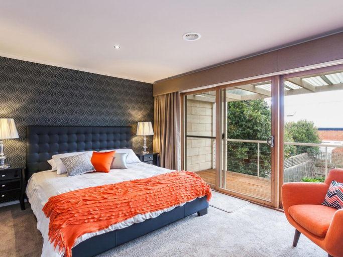 Others 4, Esplanade Frontage 219a Sea Views Steps to the beach, Surf Coast - East
