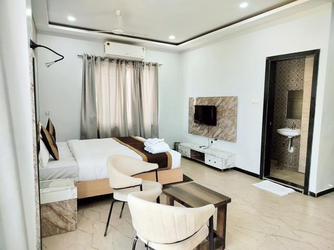 Room 2, Hotel Casa Del Sol, Raipur