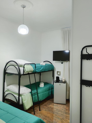 Bedroom 2, Silvana House, Napoli