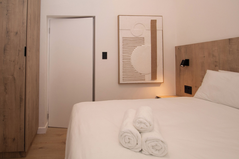 Room 2, Elsewhere, City of Cape Town