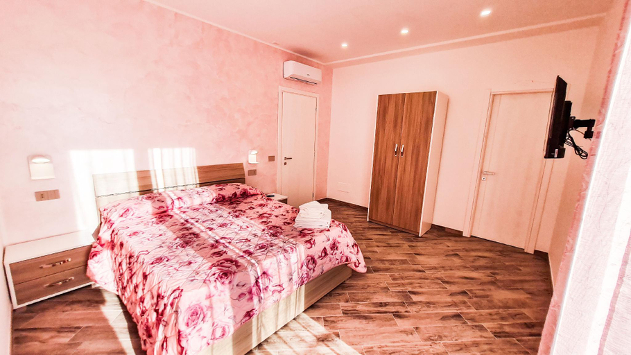Bedroom 3, La Dolce Vita, Napoli