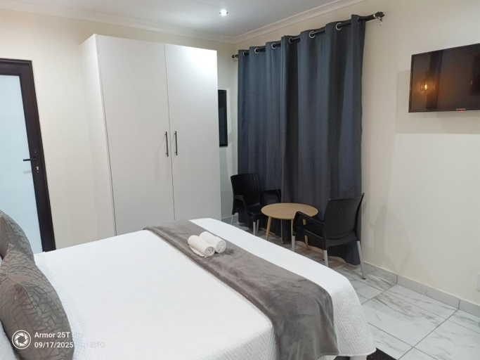 Bedroom 3, Meredale Lodge, City of Johannesburg