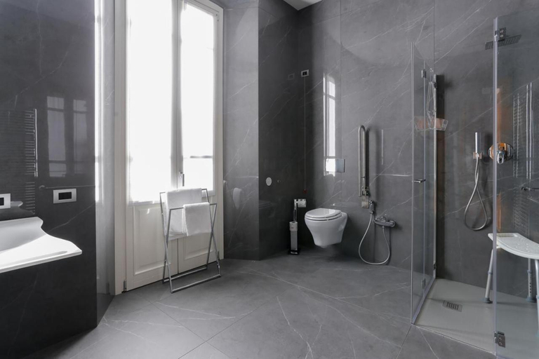 Bathroom 3, Foresteria La Vista, Cremona