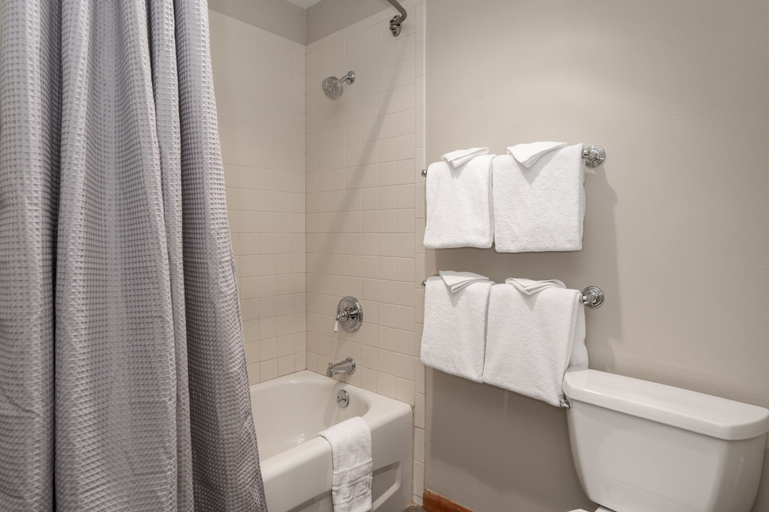 Bathroom 2, Value Unit 1422 - 2br - Zephyr Mountain Lodge 2 Bedroom Condo, Grand