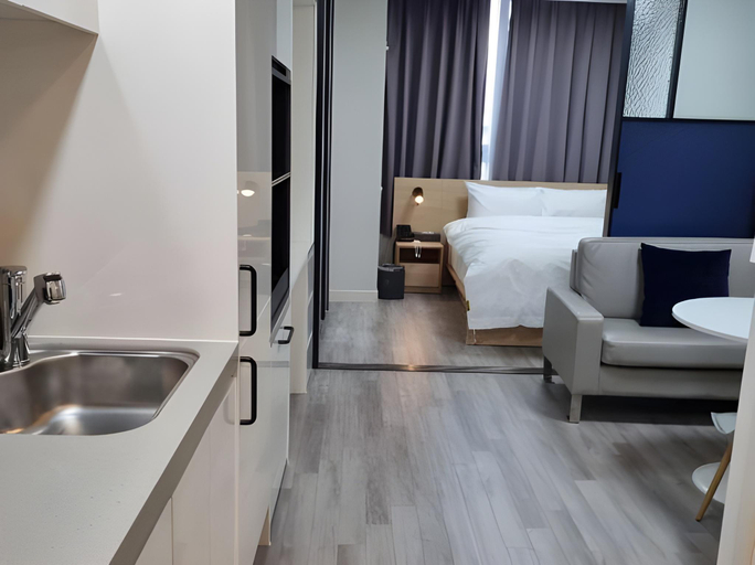 Bedroom 5, Sky Castle, Yangju