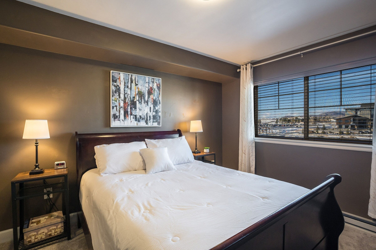 Room 4, First Tracks 3303 2 Bedroom Condo, Routt