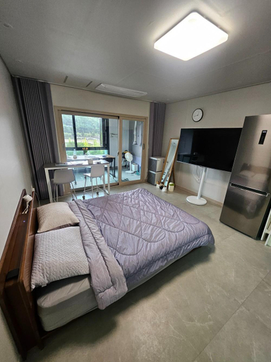 Bedroom 2, Andong Wolyeong Pension, Andong