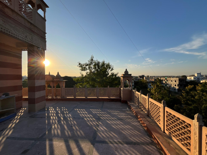 Others 5, Hotel Meraya, Ahmadnagar
