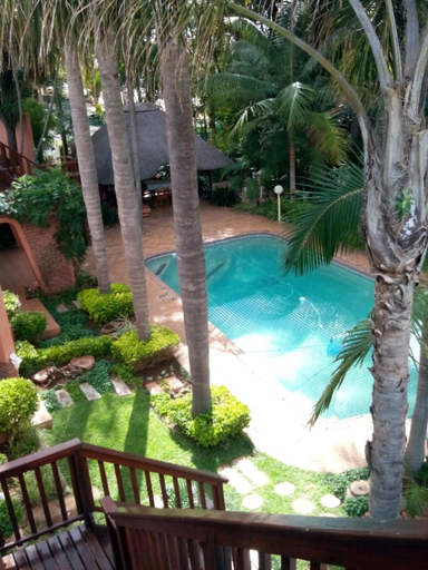 Others 5, Georeen Guest House, Capricorn