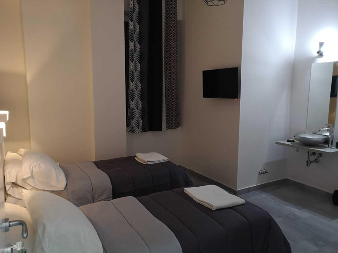 Bedroom 2, Hi Relais Rooms, Napoli